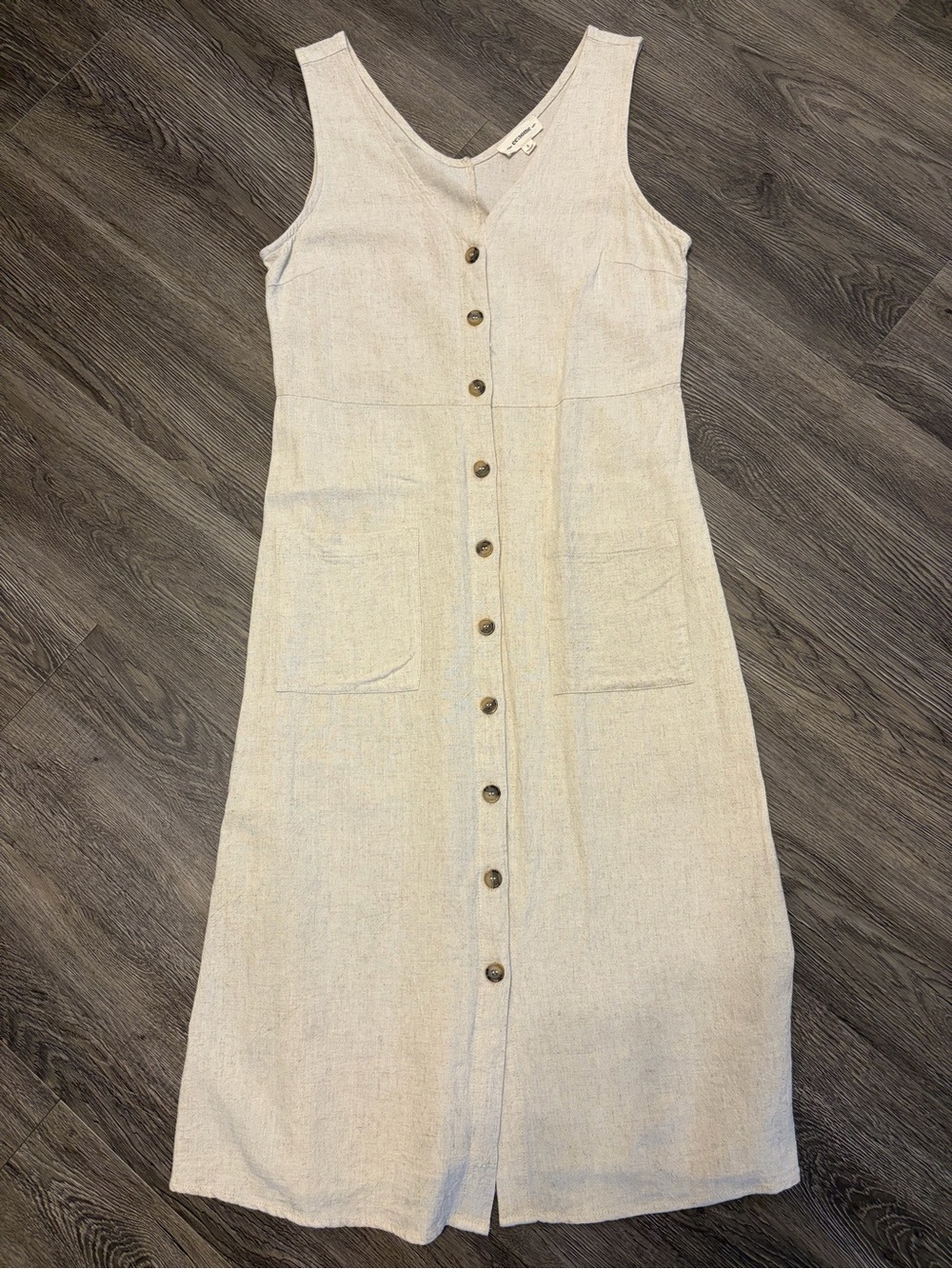 eesome Cream Button-Front Sleeveless Midi Dress